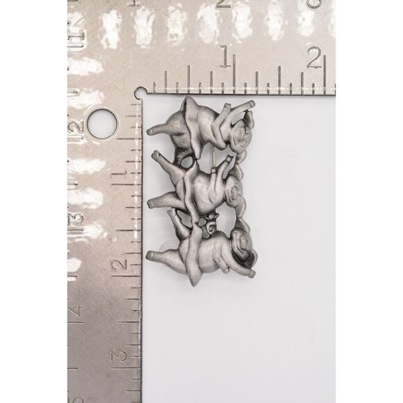 Vintage Ballet Dancing Pigs Pin Brooch Olivia Pig Ballerina Chunky NOS 80s BinA6 - Picture 12 of 12